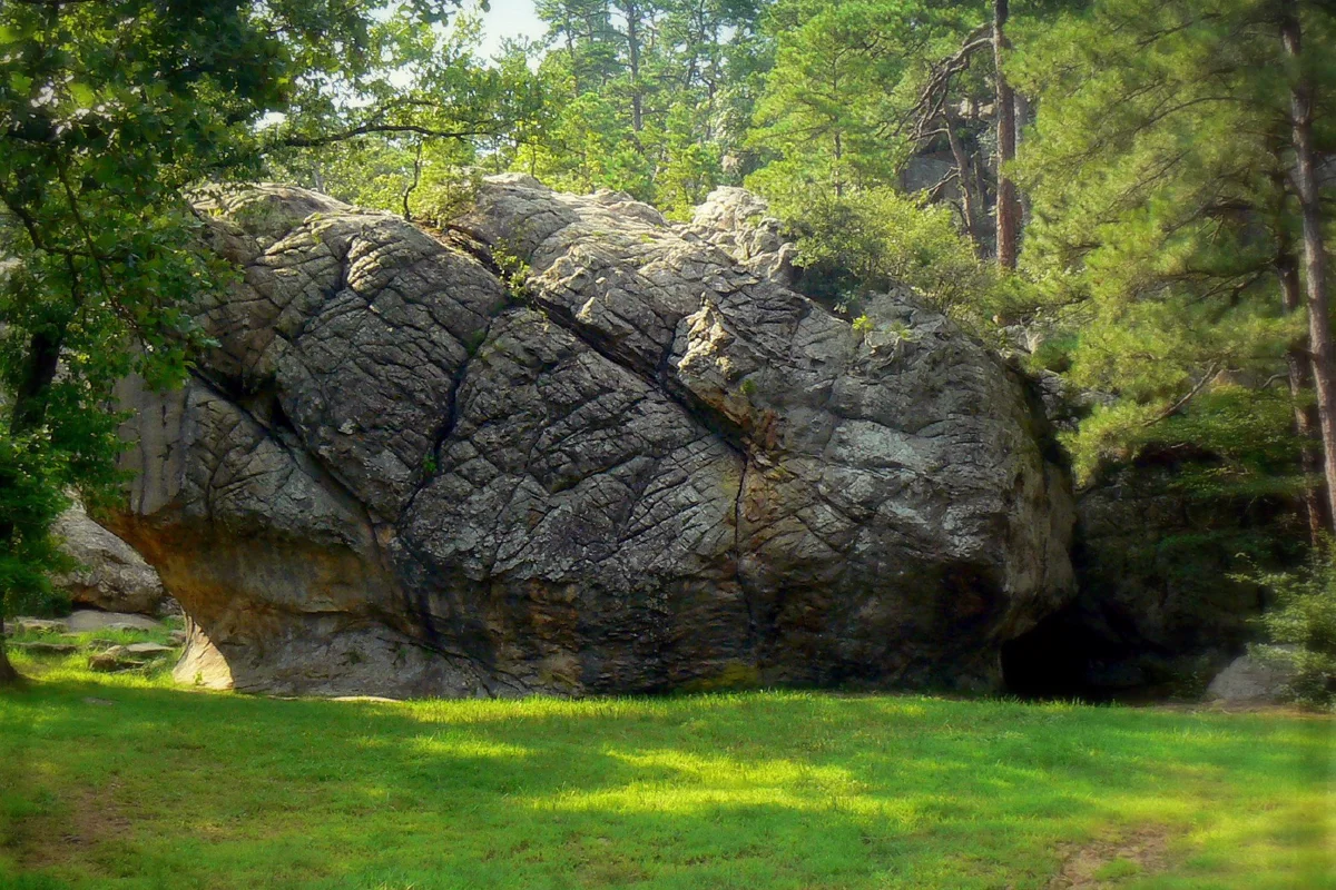 Robbers Cave State Park RV camping in the San Bois Mountains Wilburton Oklahoma with Jesse James outlaw history
