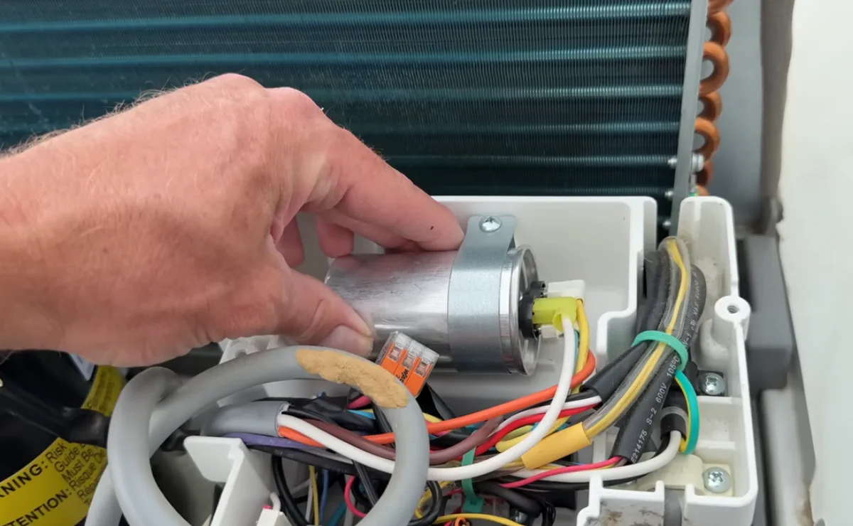 R-410A recharge with manifold gauge set on an RV heat pump