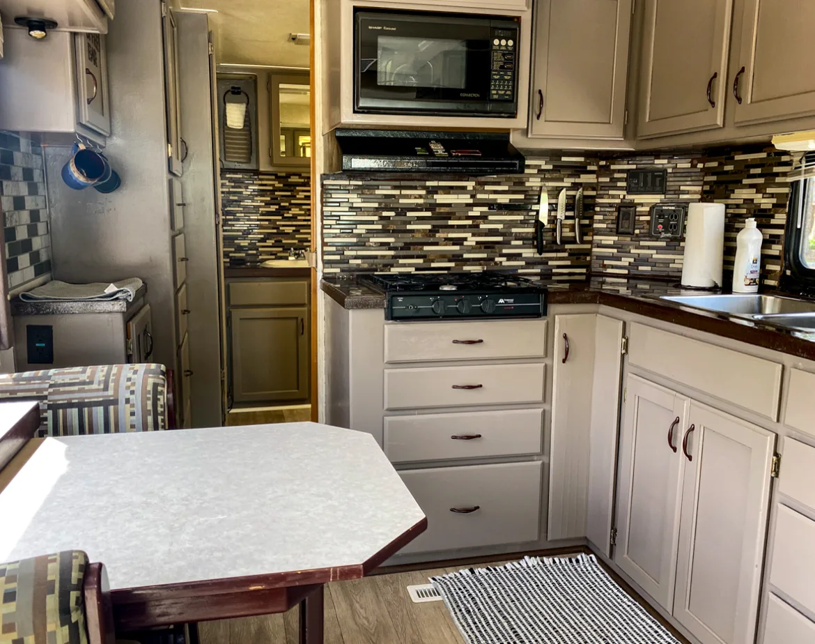 Furrion 3-burner cooktop swap on a travel trailer