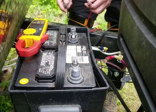 Space Coast solar-panel diagnostic on a fifth-wheel at Wickham Park Campground