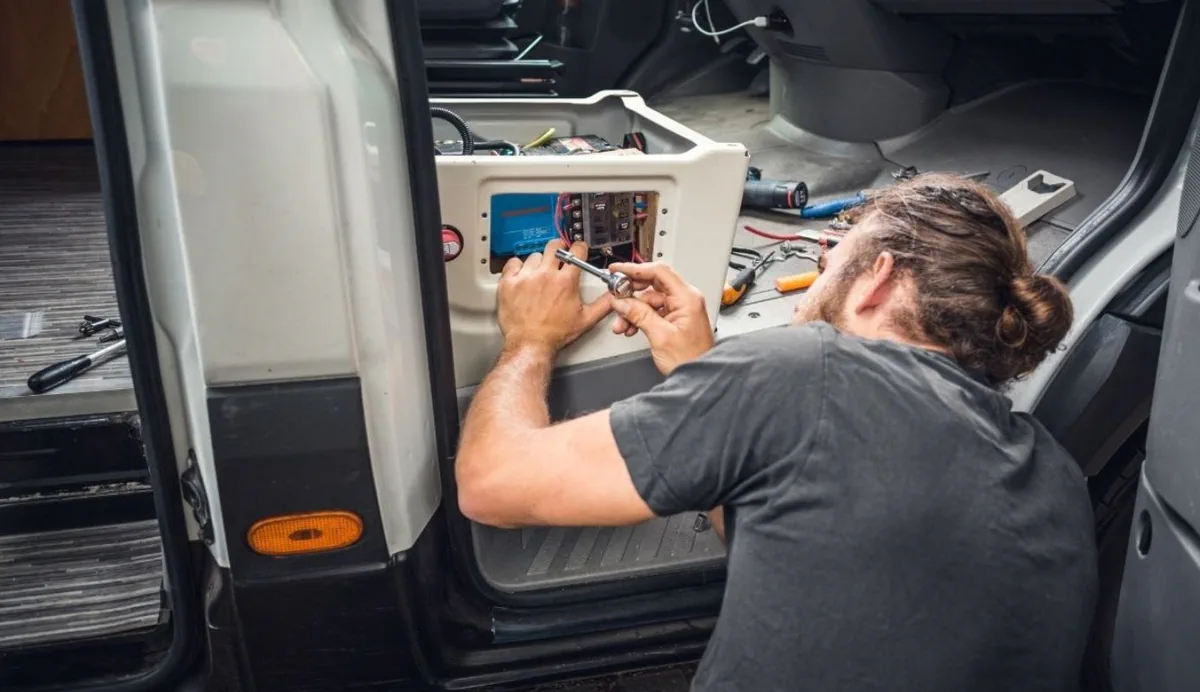 12V diagnostics on a fifth wheel parked at a ranch property in Krum, TX