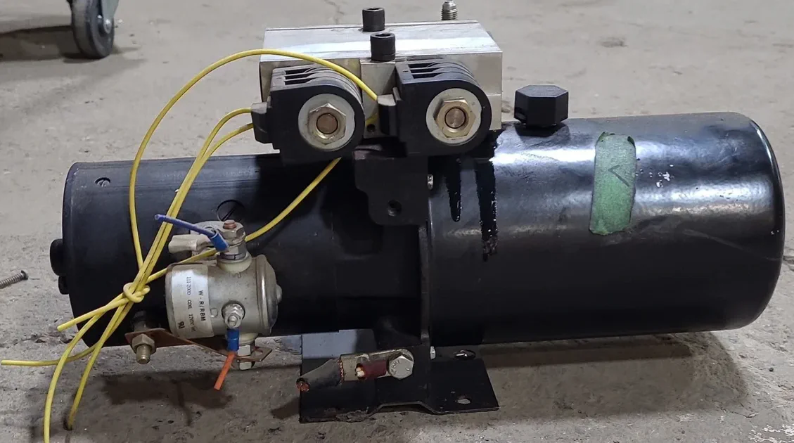 Schwintek slide-out repair on-site in Fort Worth, TX